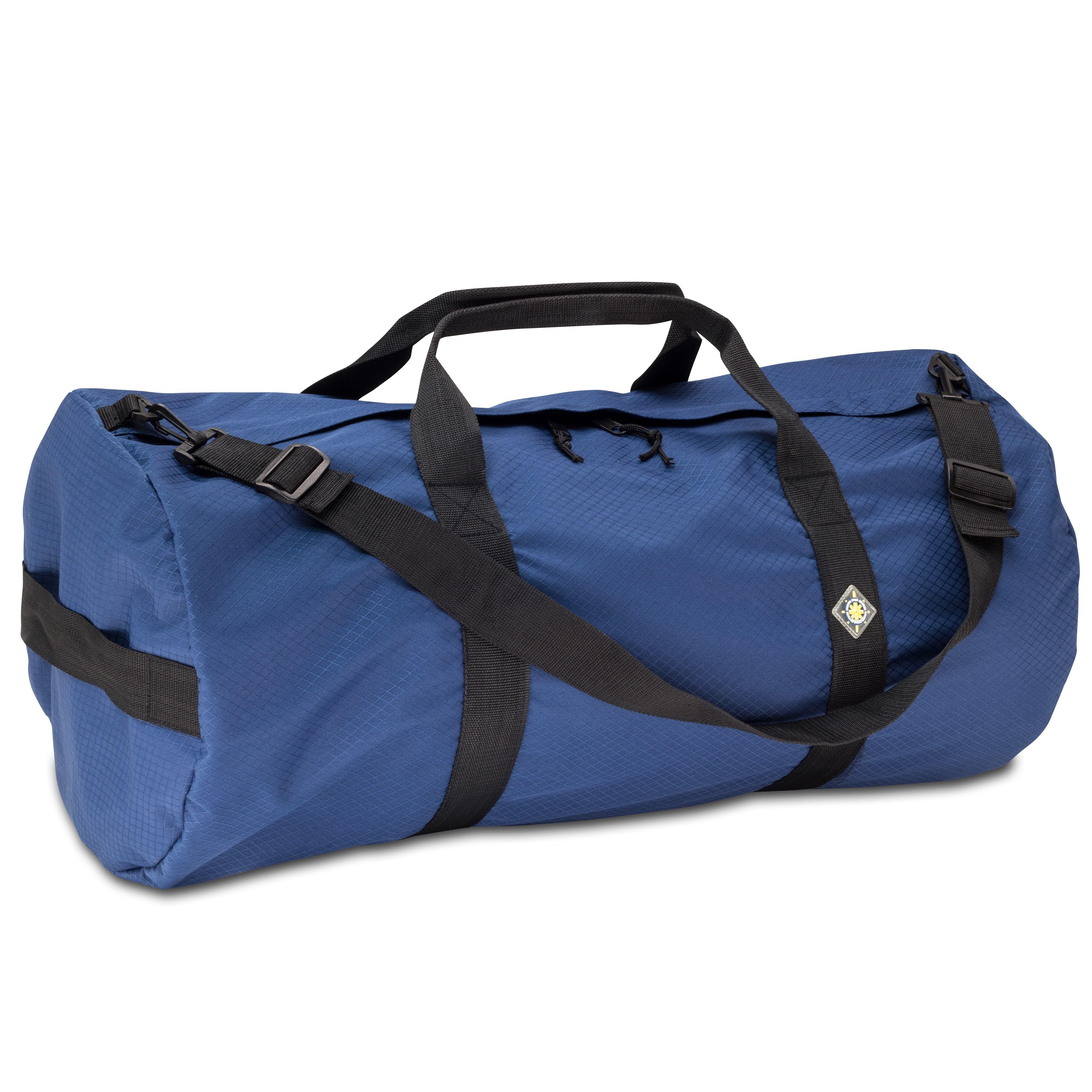 Studio photo the Pacfic Blue SD1430DLX Standard Duffle by Northstar Bags. 75 liter duffel with diamond ripstop fabric, thick webbing straps, and a large format metal zipper. Guaranteed for life.